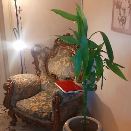 Bed & Breakfast Bed&books Isabella Aeroporto di Catania Fontana Rossa