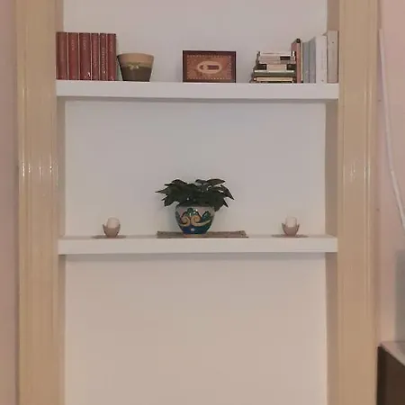 Bed & Breakfast Bed&books Isabella Aeroporto di Catania Fontana Rossa