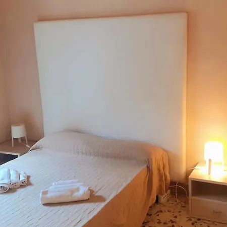 Bed And Books Isabella Bed & Breakfast Catania