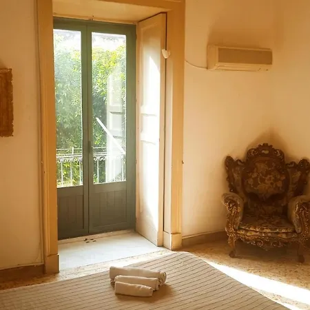 Bed And Books Isabella Bed & Breakfast *