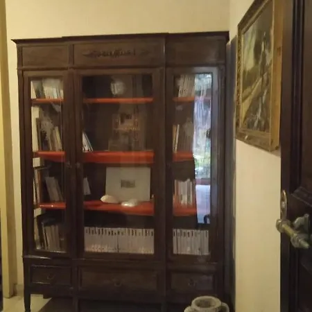 Bed & Breakfast Bed And Books Isabella
